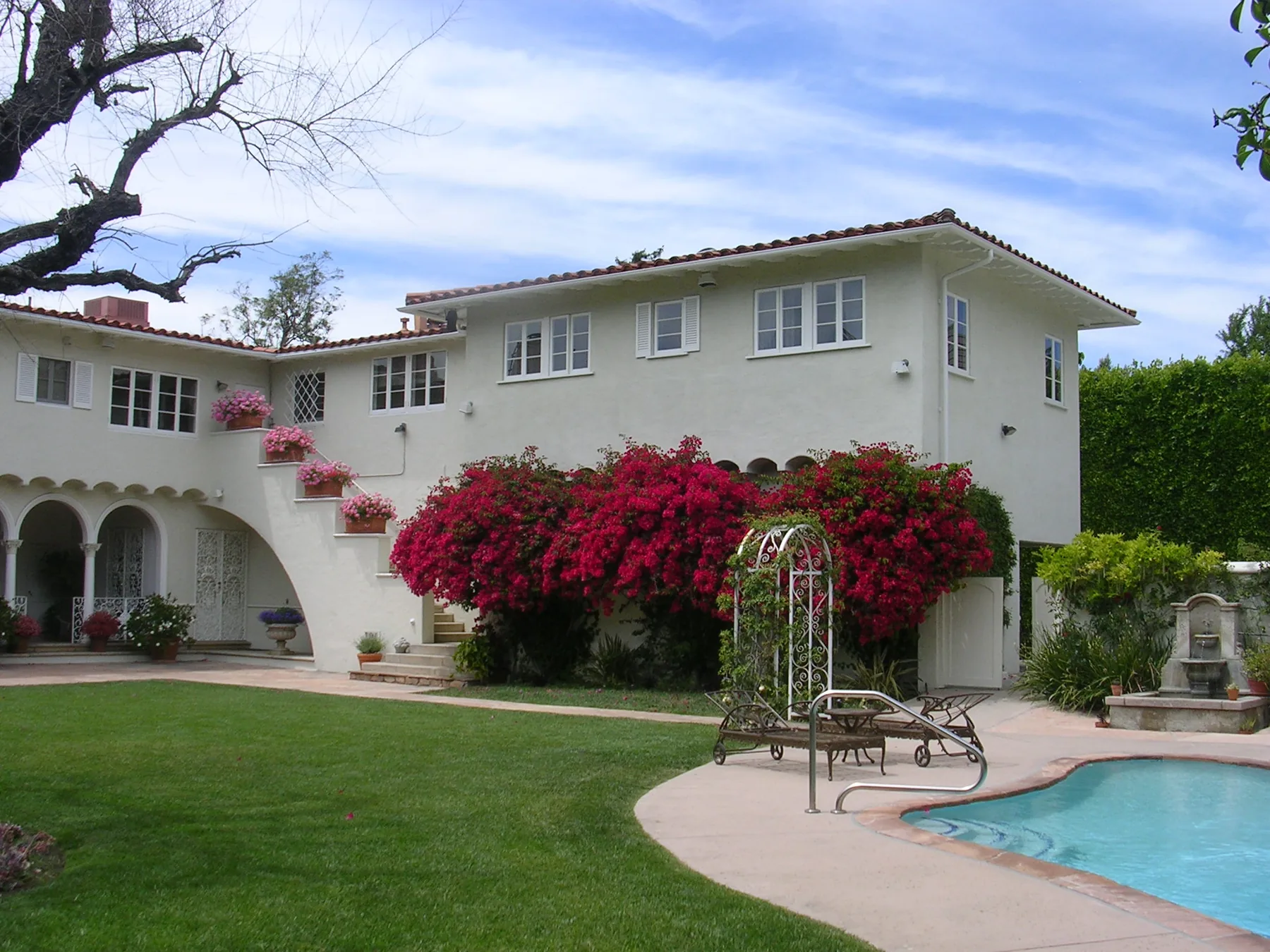 British Consulate addition to a Wallace Neff original by Ronald Chang Architecture