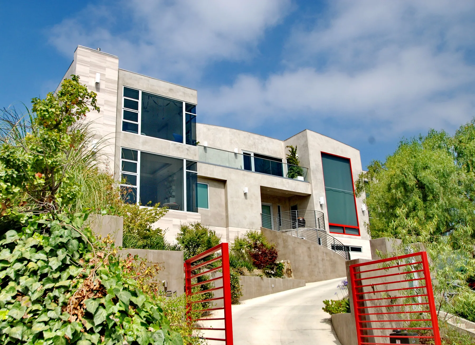 Silverlake Retreat custom home by Ronald Chang Architecture